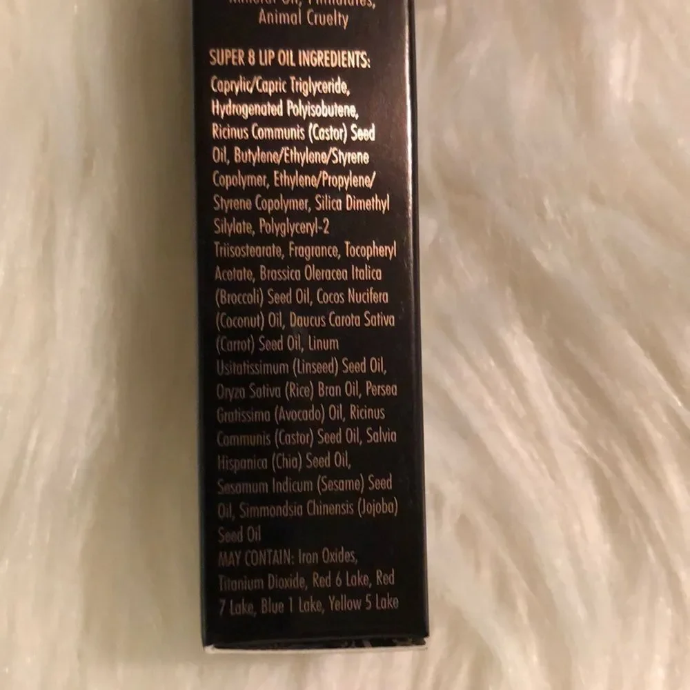 Yensa Full Sized Super 8 LIp Oil in Pink Shine New in Box